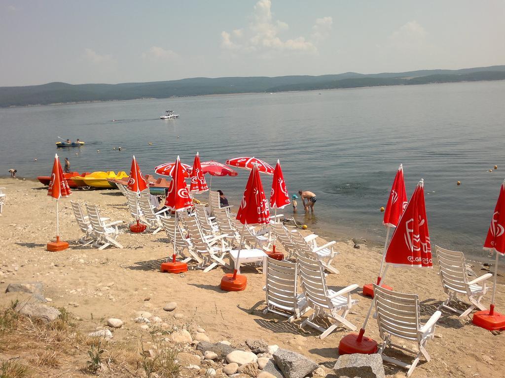 White Village Park Iskar Lake Пасарел Экстерьер фото